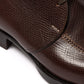 Split-Toe-Bootee "Apron-Chukka" aus dunkelbraun genarbtes Kalbsleder "Russian Calf" - reine Handarbeit
