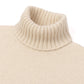 Exklusiv für Michael Jondral: Cremeweißer Rollkragenpullover aus schottischem 4-Ply Kaschmir on