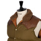 Rocky Mountain Featherbed x MJ: Daunenweste "Christy Vest" mit Lammfellkragen