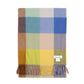 "Ripple Check Stola" scarf made of pure Scottish cashmere