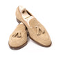Loafer "Split Toe Tassel" aus sandfarbenem Wildleder - reine Handarbeit